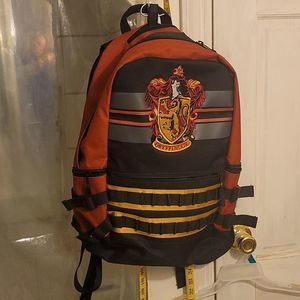 Gryffindor computer/back pack. LG, red black gold brown silver. 9 pocket. Nwot